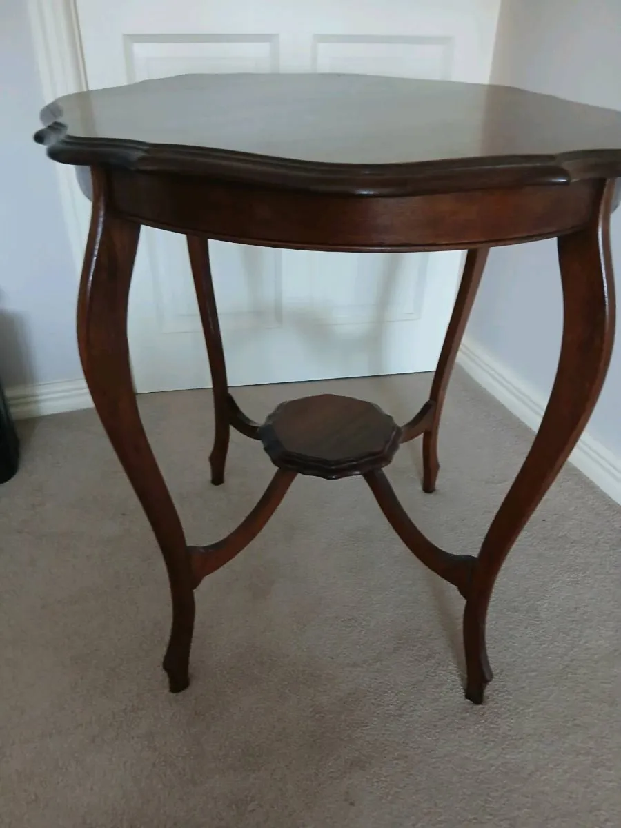 Occasionally table - Image 1