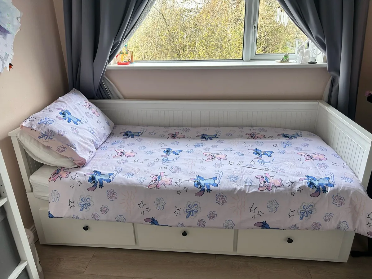IKEA HEMNES day-bed 3 drawers - Image 1