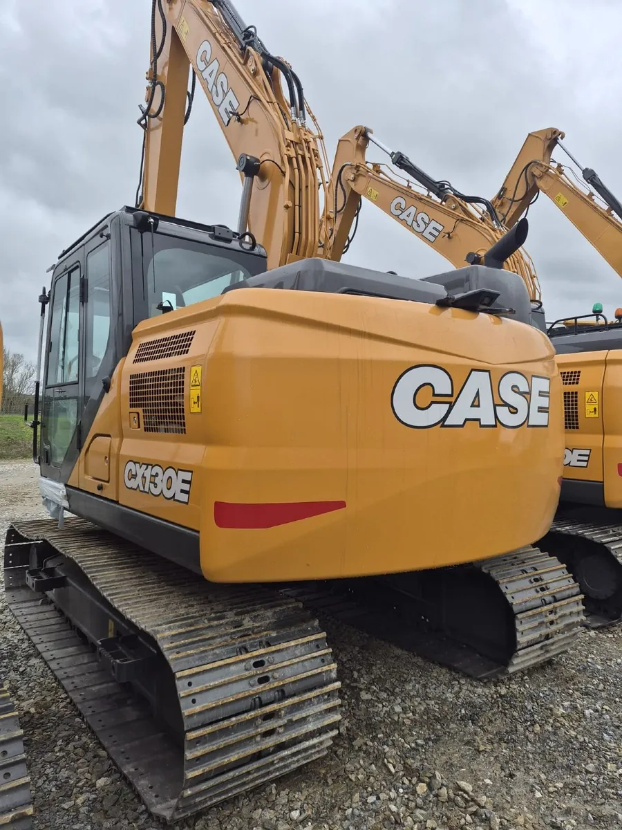 CASE 130E EXCAVATOR - Image 1