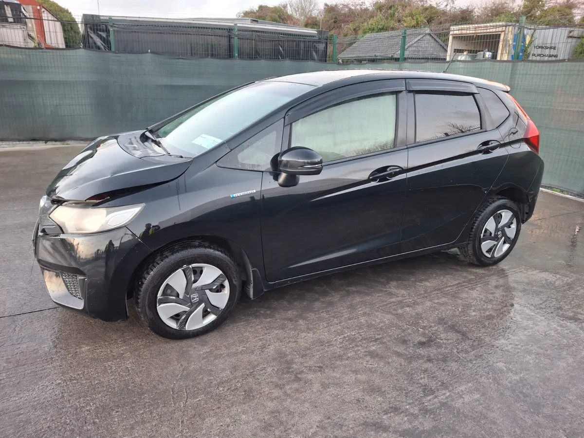 2015 Honda Fit Hybrid Automatic - Image 1