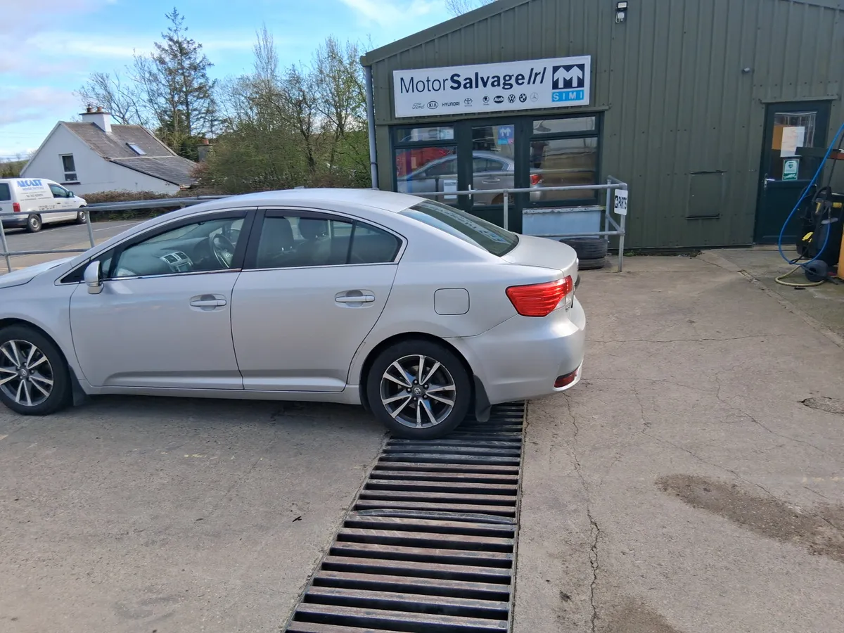 2014 TOYOTA AVENSIS (for parts only) - Image 3