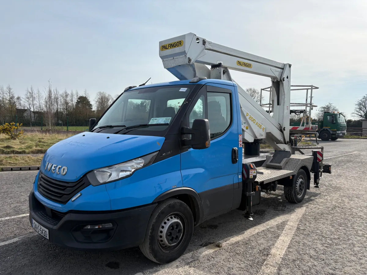 Iveco Palfinger Cherry Picker - Image 3