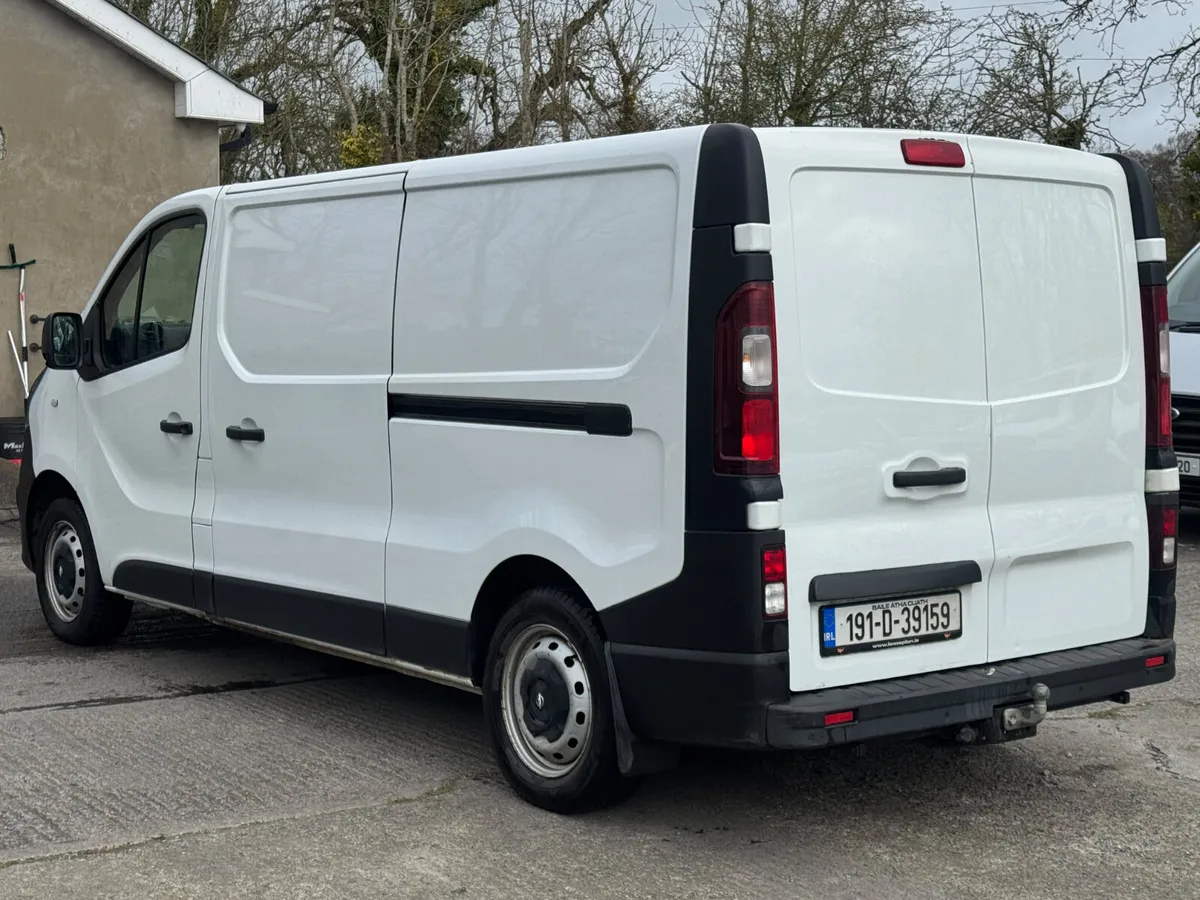OPEL VIVARO “134,000KMS” “NEW DOE” 2019 - Image 4