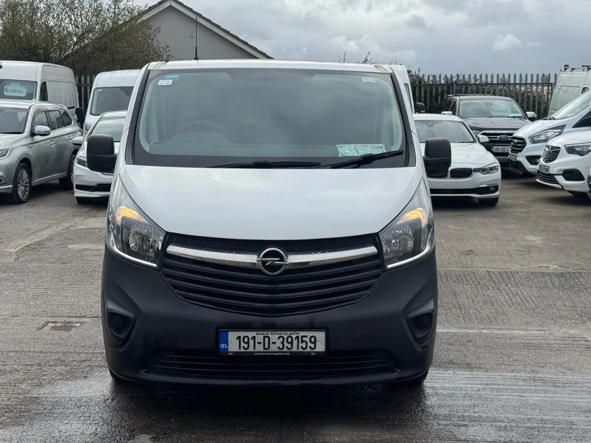 OPEL VIVARO “134,000KMS” “NEW DOE” 2019 - Image 2