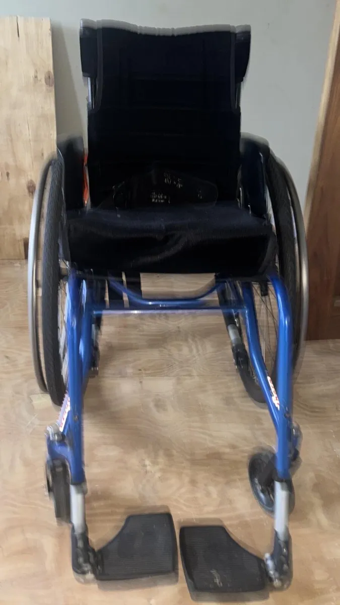 Panthera wheelchair Age 10-12 size 33cm - Image 1