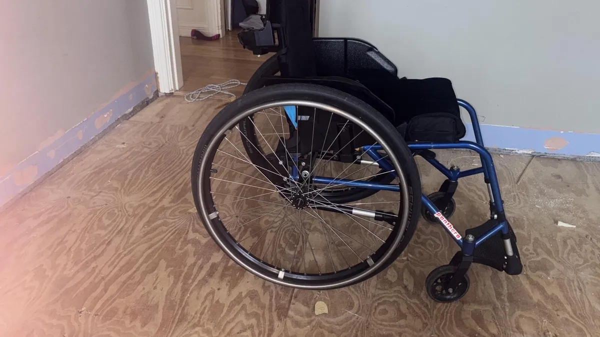 Panthera wheelchair Age 10-12 size 33cm - Image 2