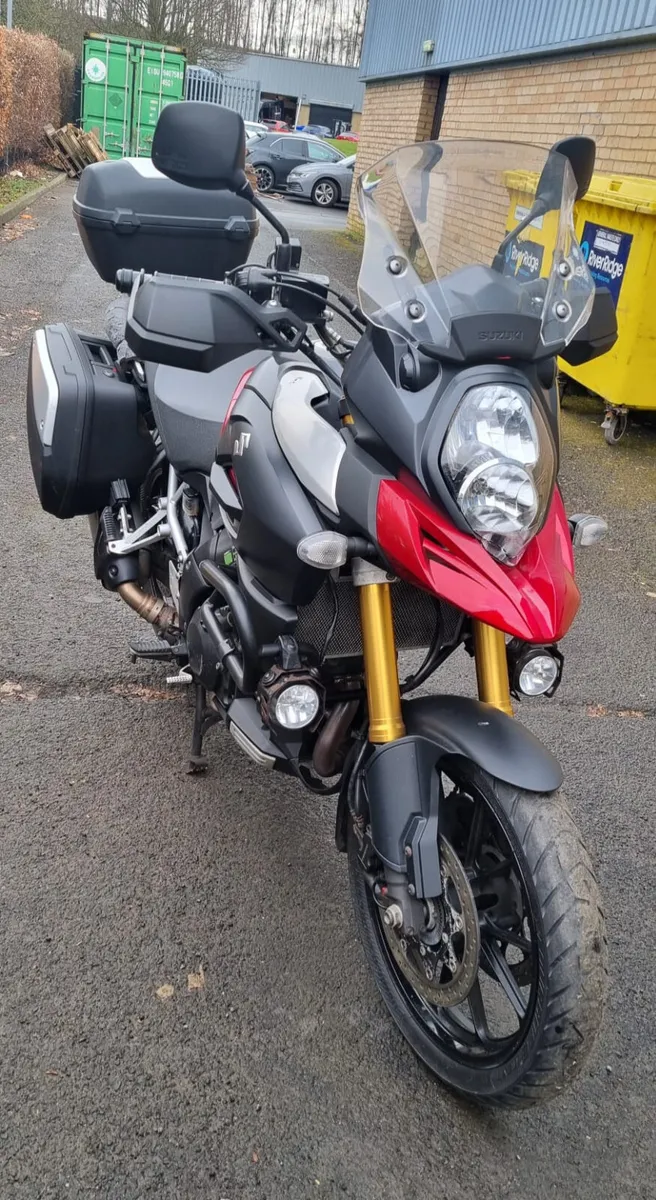 Suzuki DL1000 V-Strom - Image 1