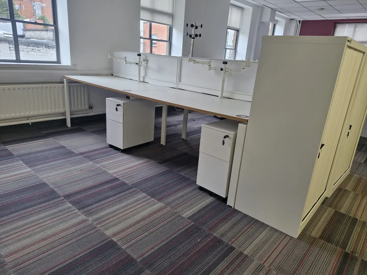 Office desks modular - Image 1