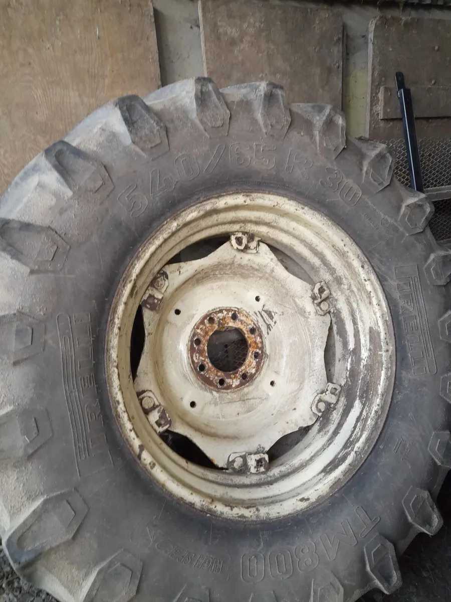Tractor wheels - Image 3