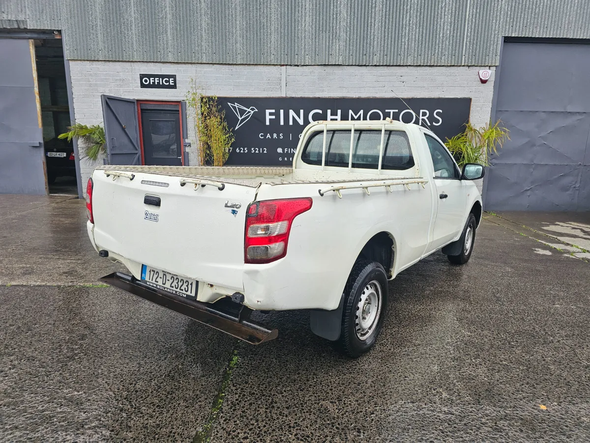 MITSUBISHI L200 SINGLE CAB - Image 2