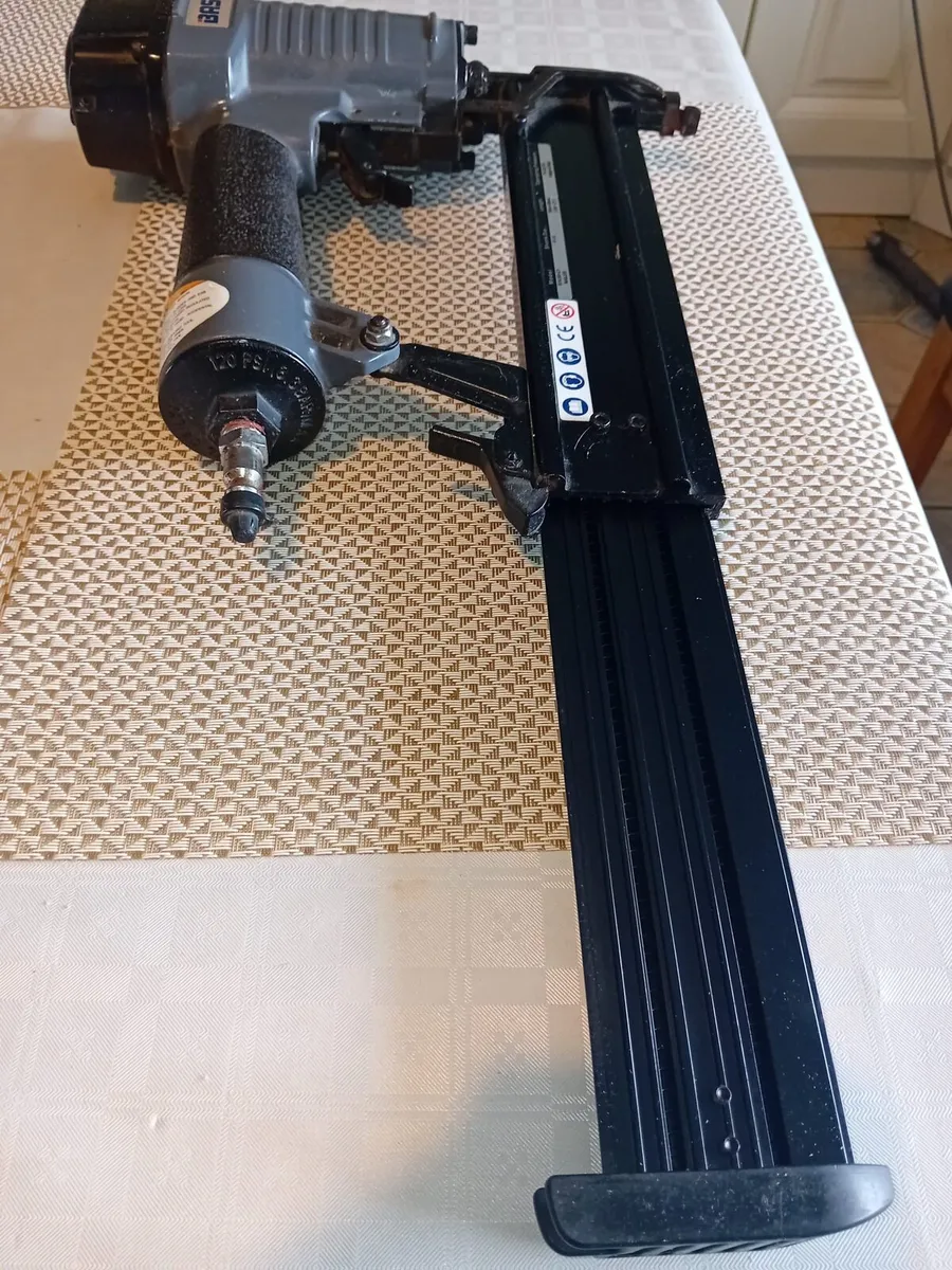 Basso air nailer new never fired a nail in anger - Image 2