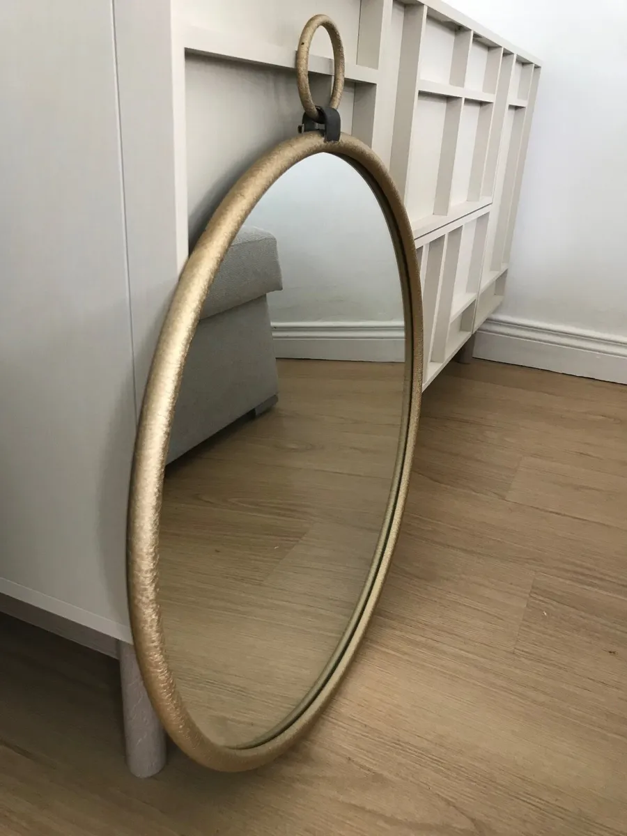 Metal Frame, heavy golden mirror - Image 3