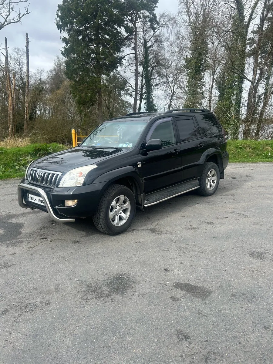 Toyota landcruiser - Image 2