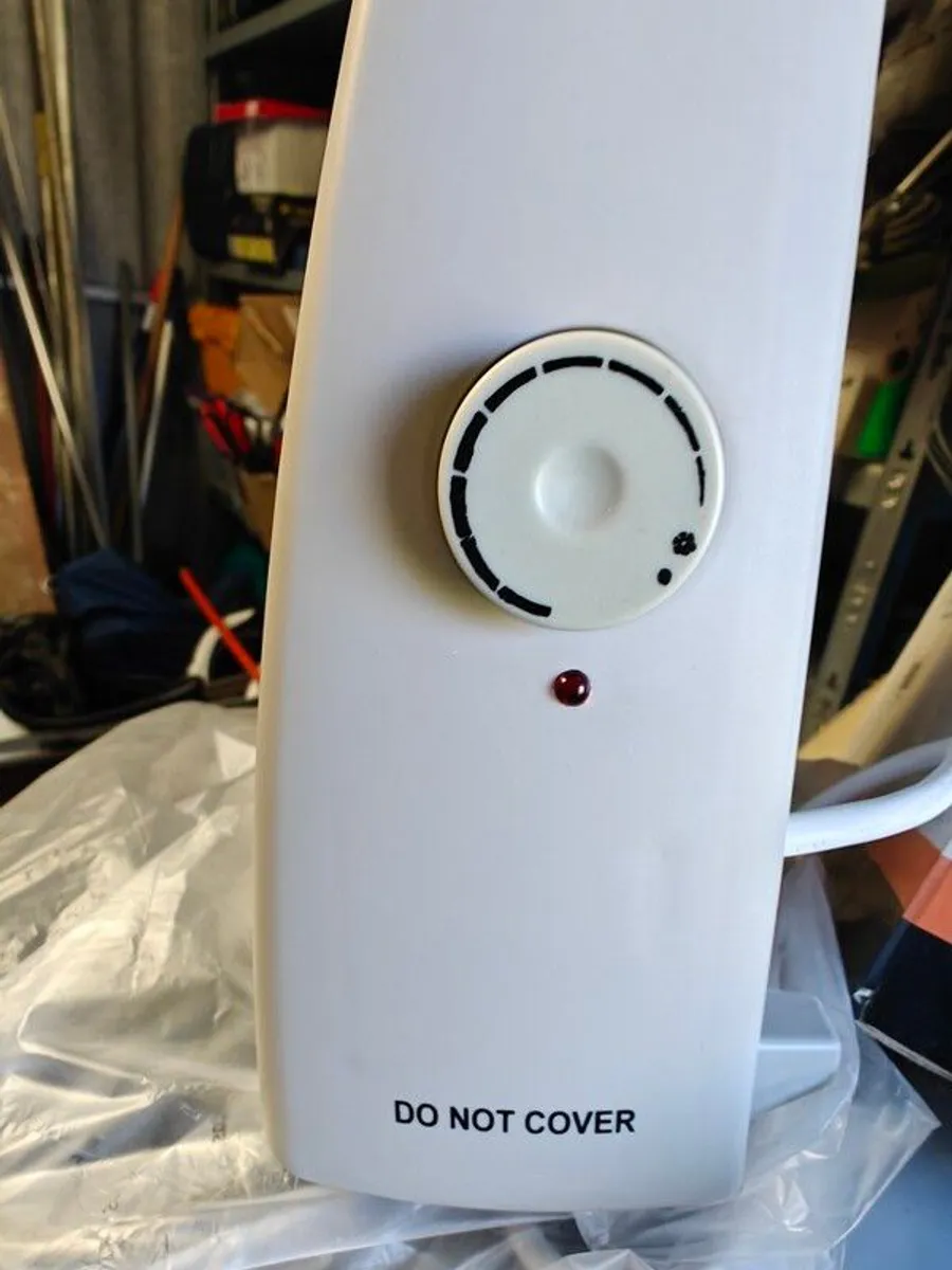 Electric loft frost heater. - Image 2