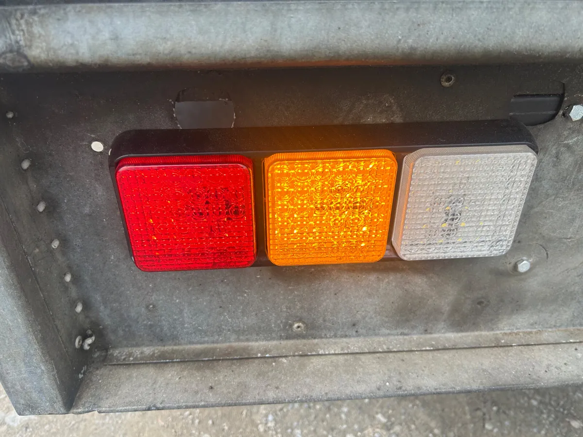 Ifor Willis 10x5.6 Dropside Trailer - Image 4