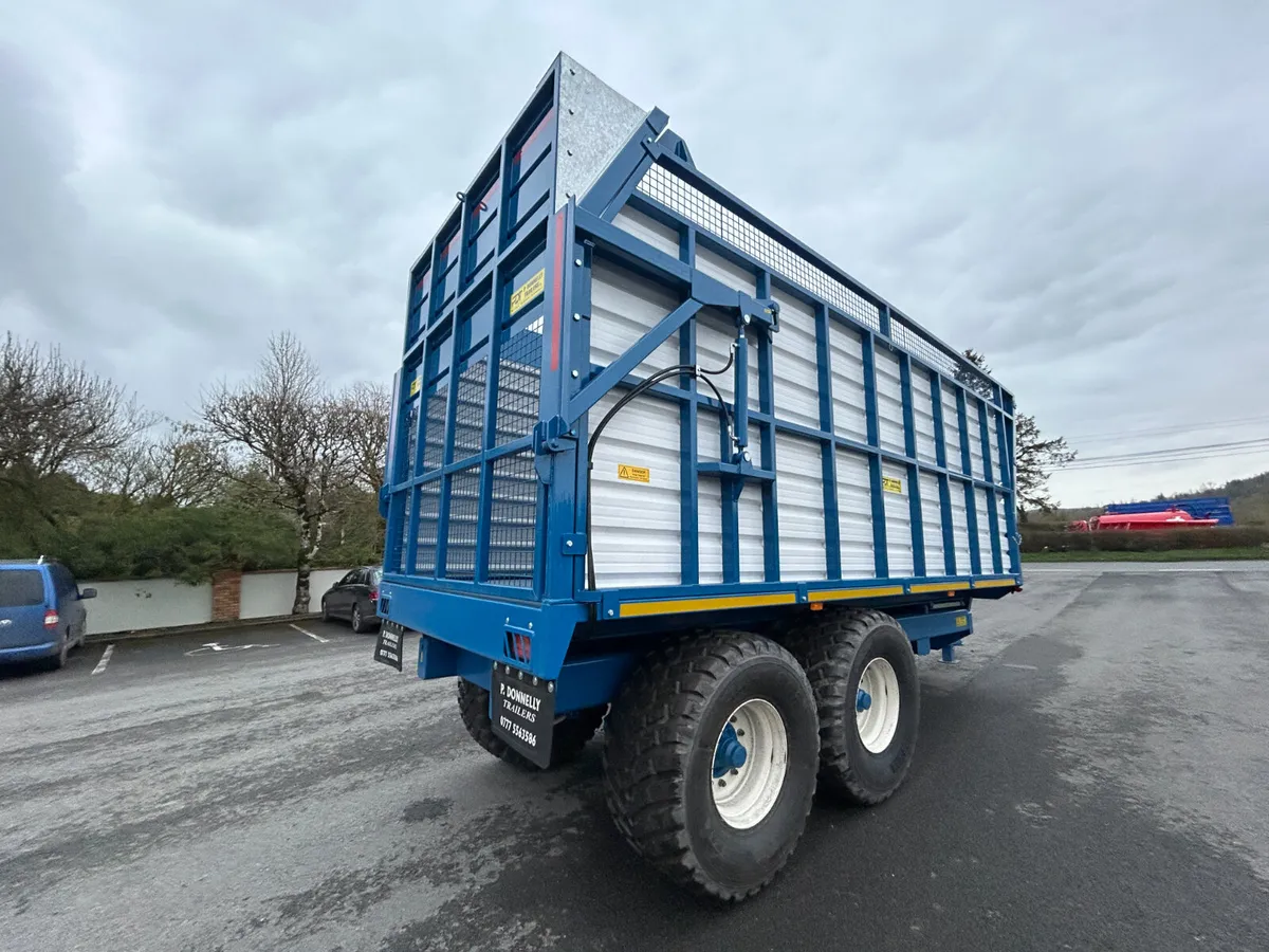 DONNELLY SILAGE TRAILER WITH EXTENSTION - Image 4
