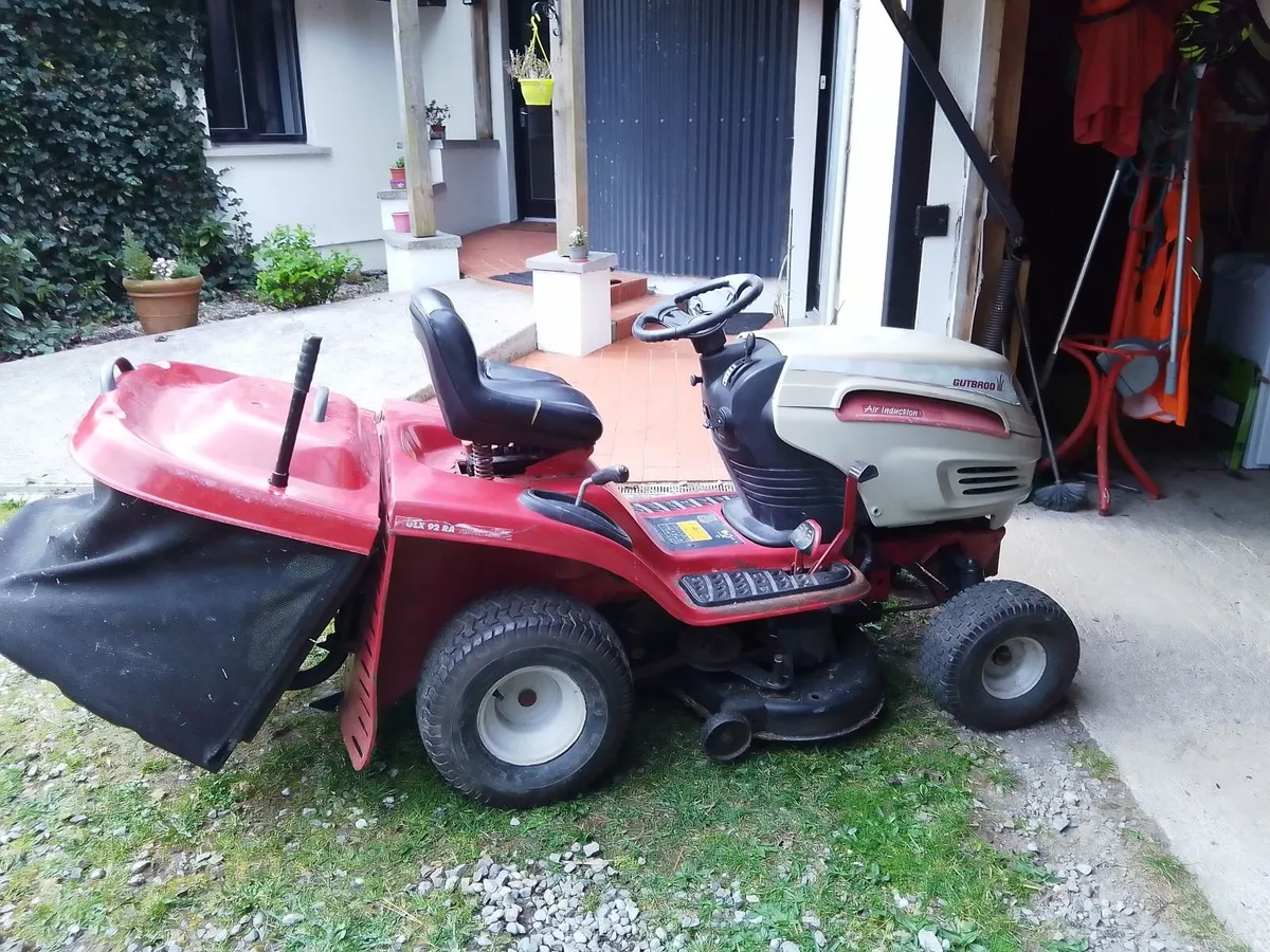 Lawn mower Ride On - Image 1