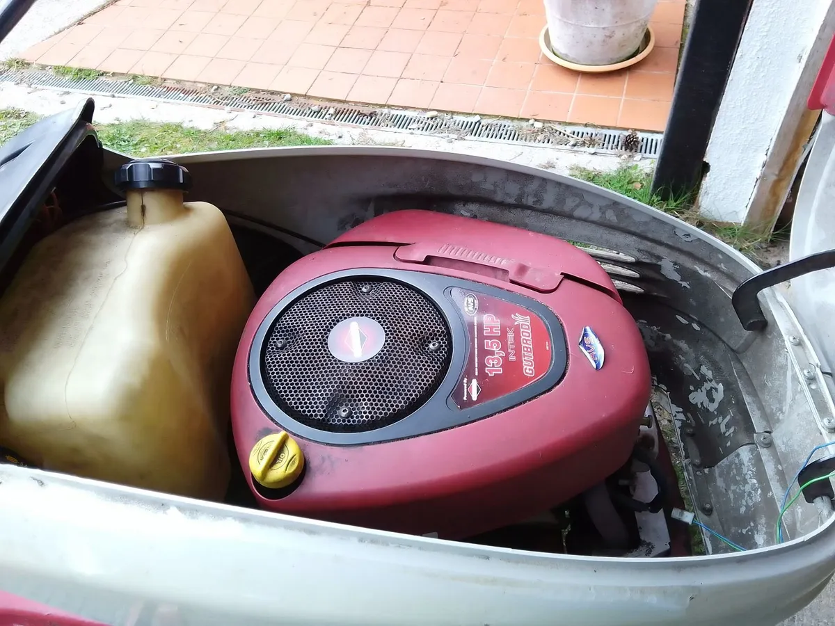 Lawn mower Ride On - Image 4