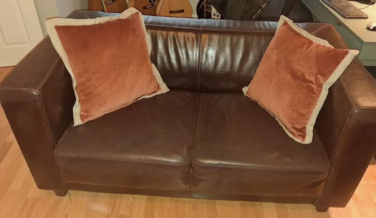 Sofa for sell, free delivery - Image 2