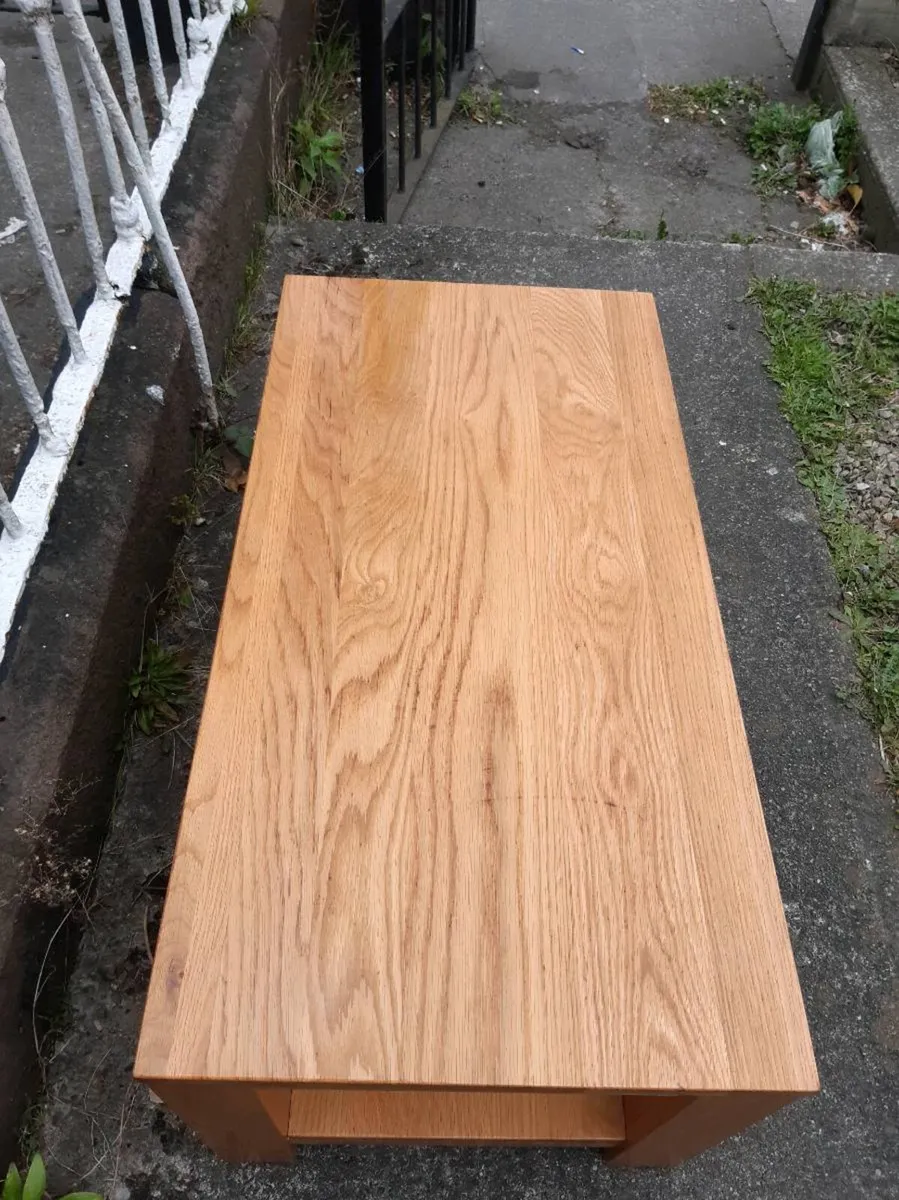 Oak coffee table - Image 2