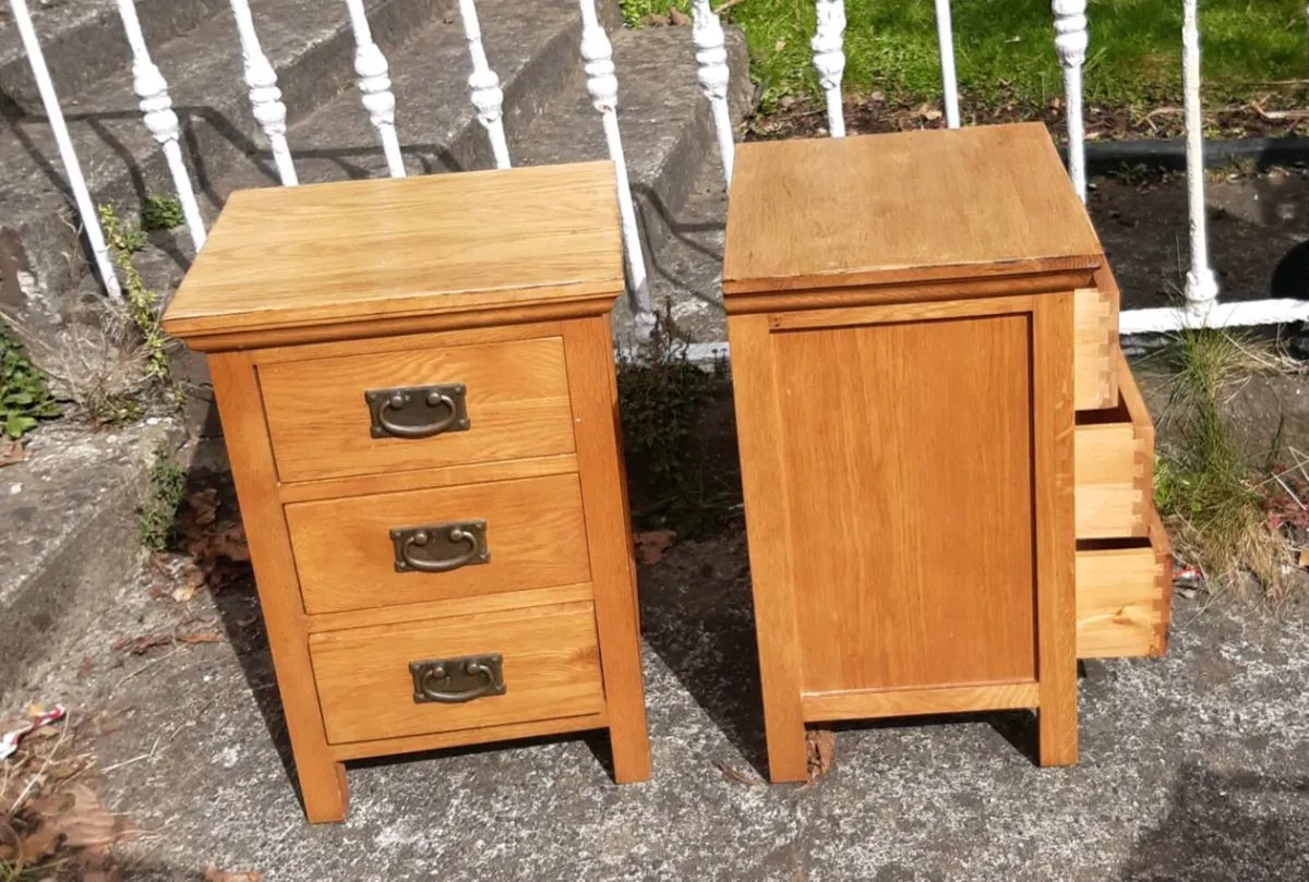 Oak coffee table - Image 3