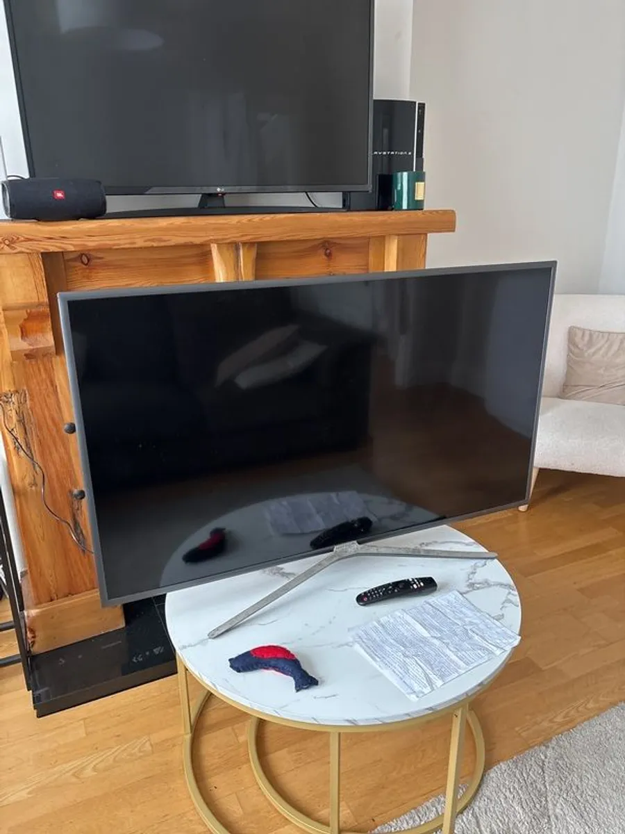 samsung smart tv 49 inch - Image 1