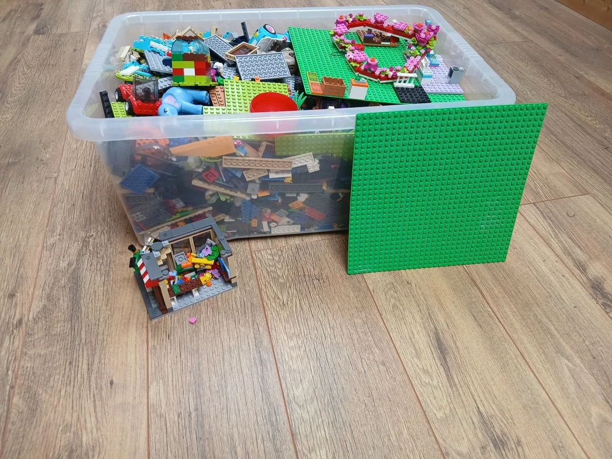 Lego - Image 2