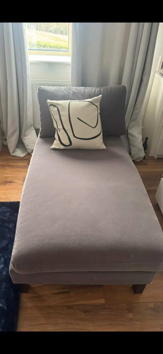 Chaise lounge chair sofa bed - Image 1