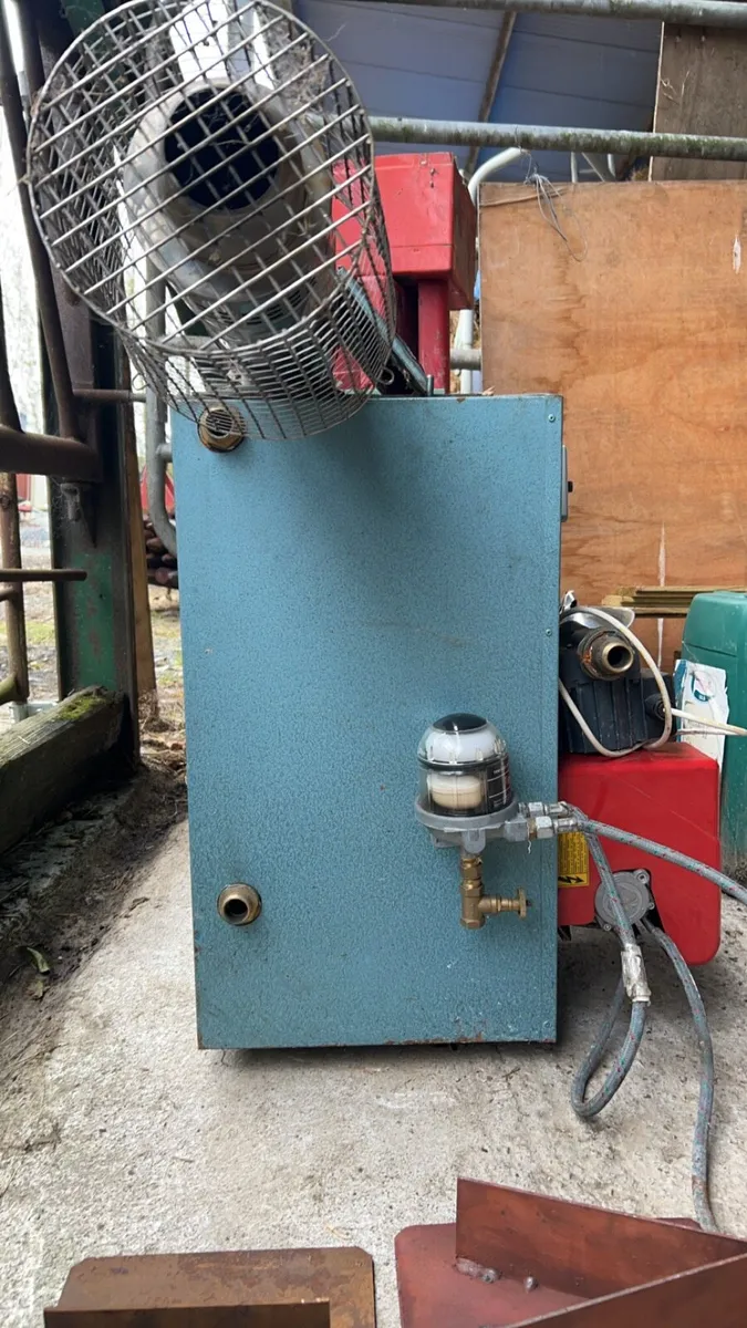 Grant oil boiler - Image 3