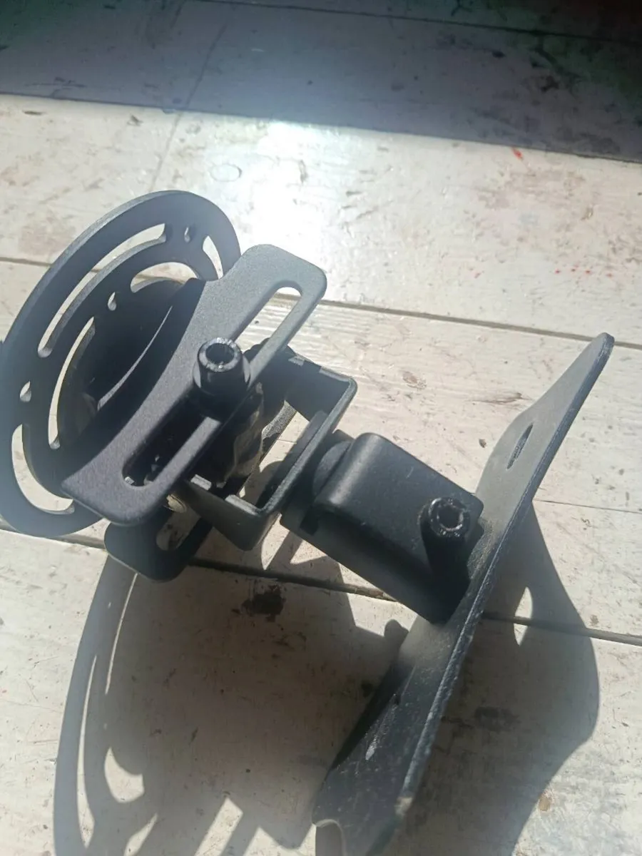 Projector ceiling bracket fully adjustable - Image 2