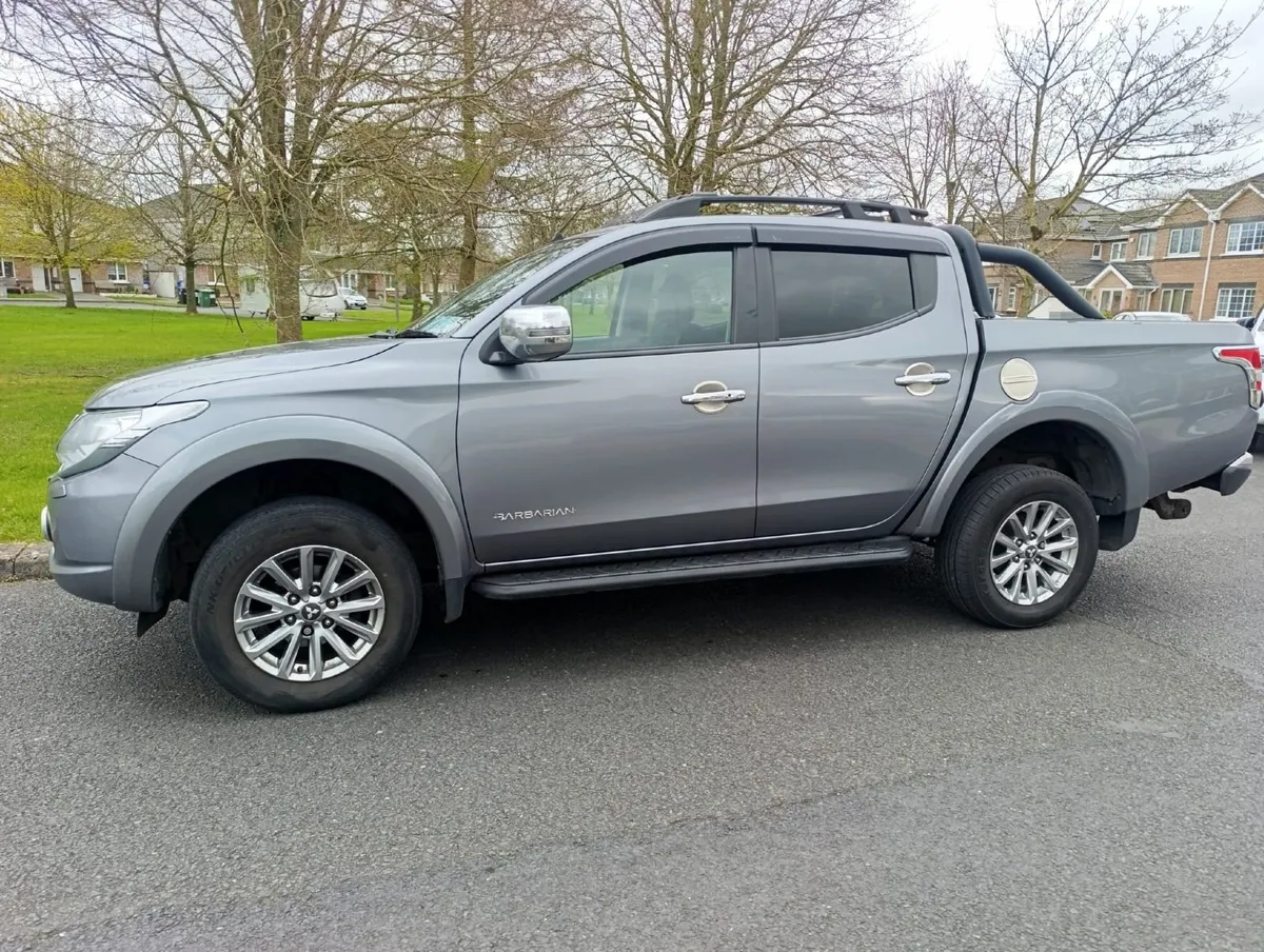 Mitsubishi L200 2016 - Image 1