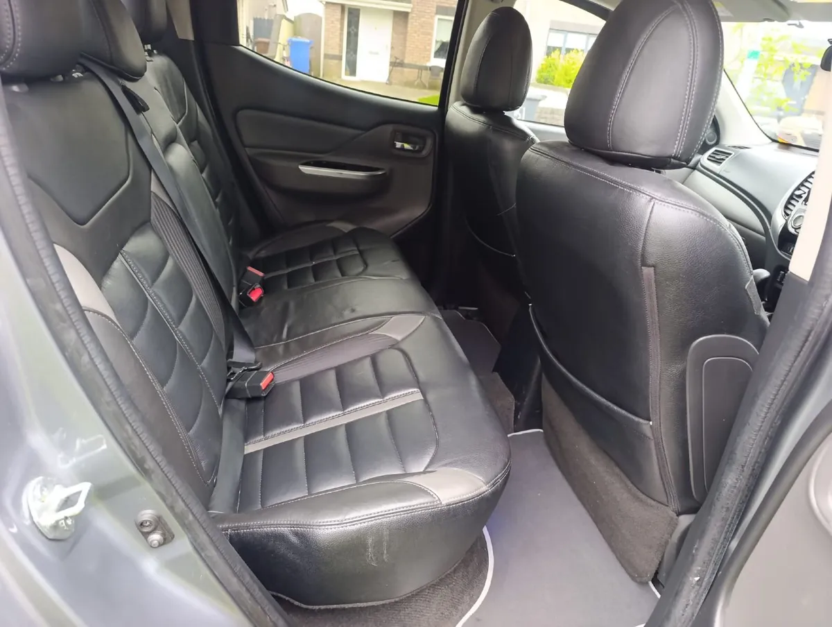 Mitsubishi L200 2016 - Image 2