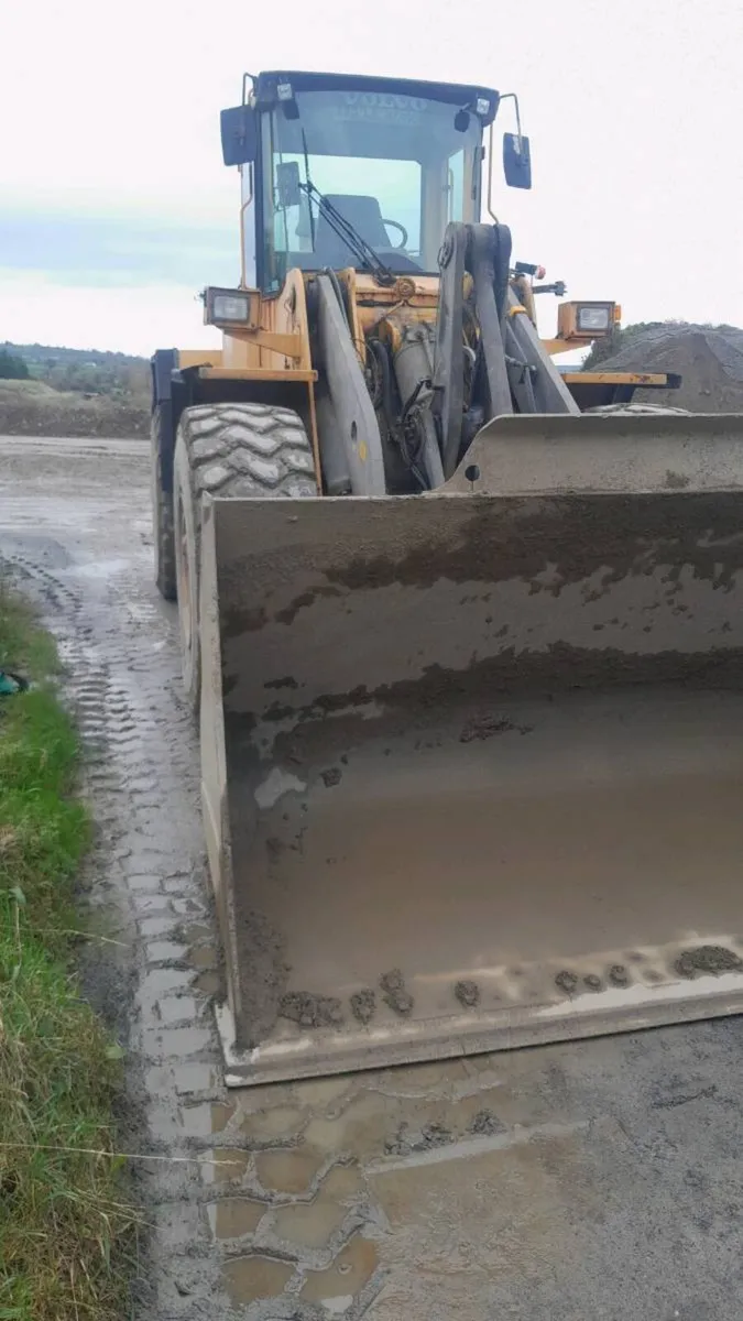 Volvo 120c - Image 2