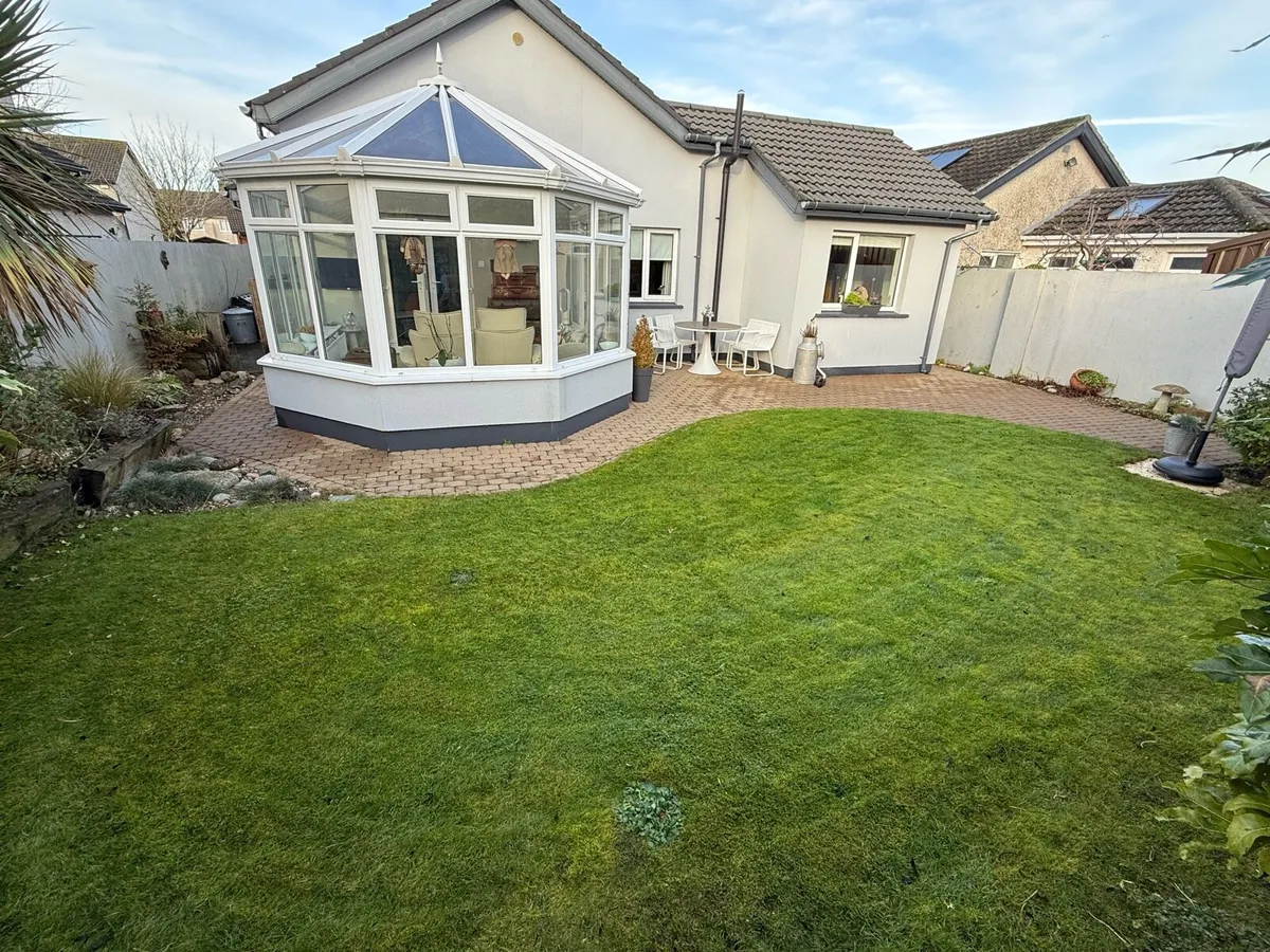 Beige Patio blocks - Image 2