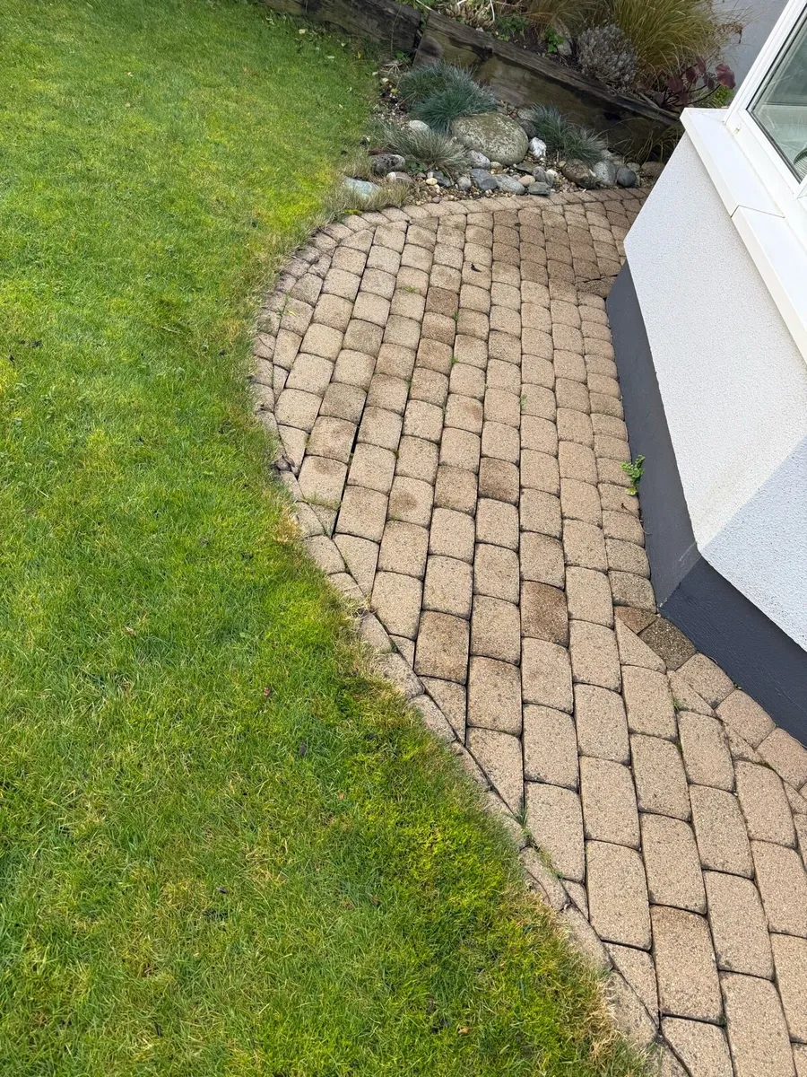 Beige Patio blocks - Image 3