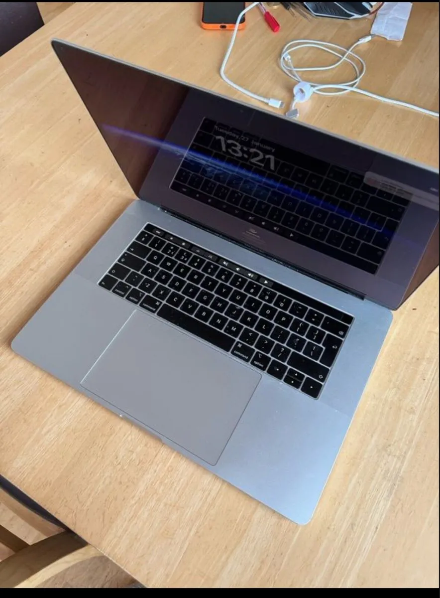 MacBook Pro 16 inch - Image 1