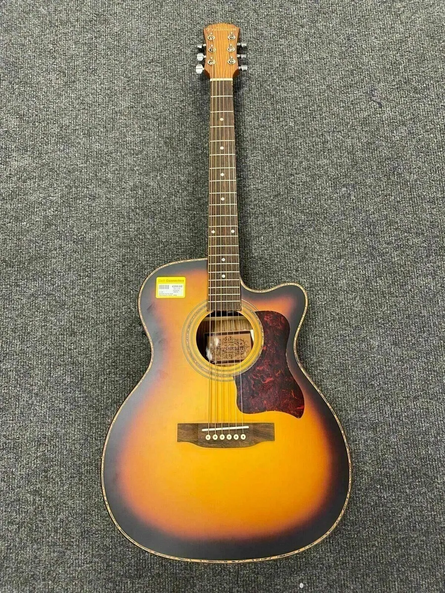 *NEW* Freshman Acoustic Guitar with Case - Image 1