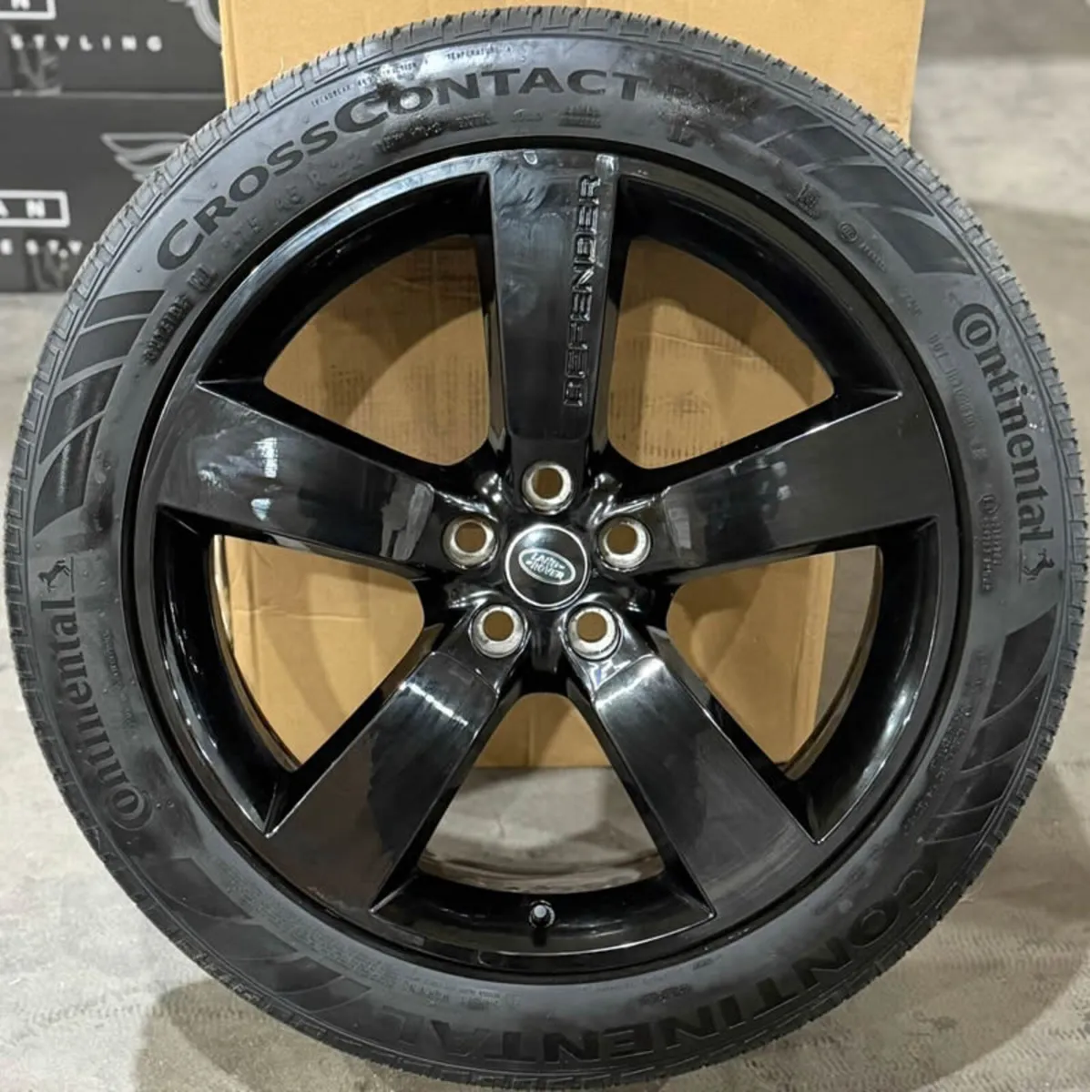 22" Genuine Land Rover Defender 5098 Alloys Wheels - Image 3