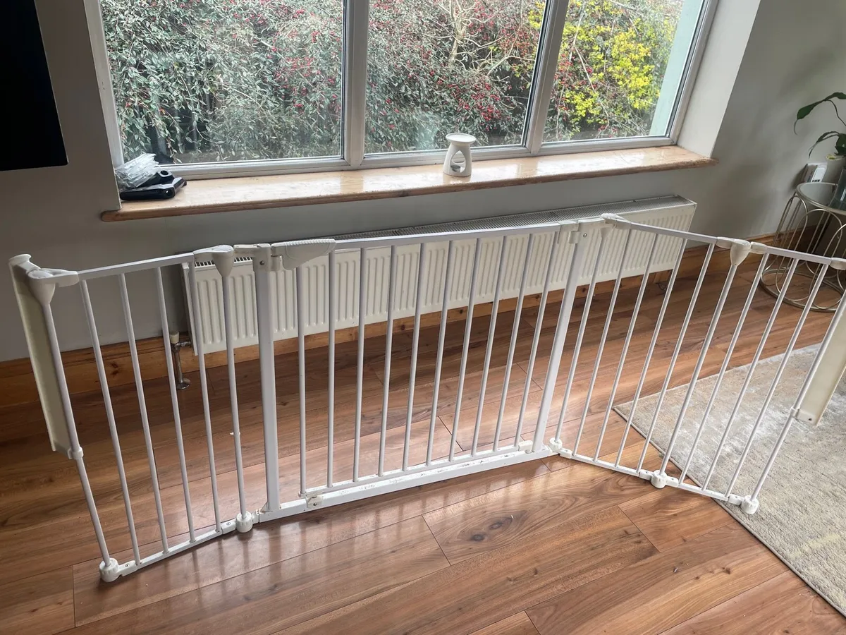 Baby gate - Image 1