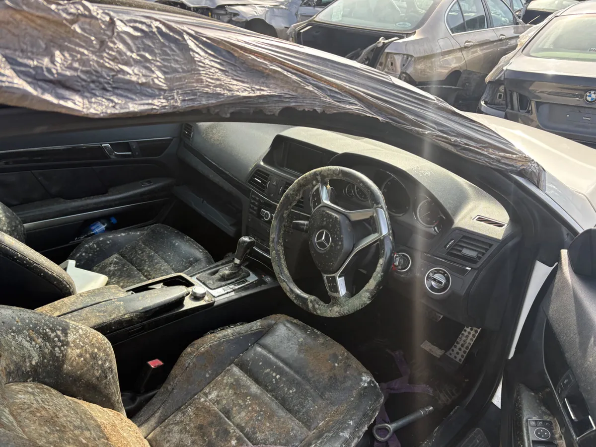 2012 Mercedes EClass Coupe *For Parts* - Image 4