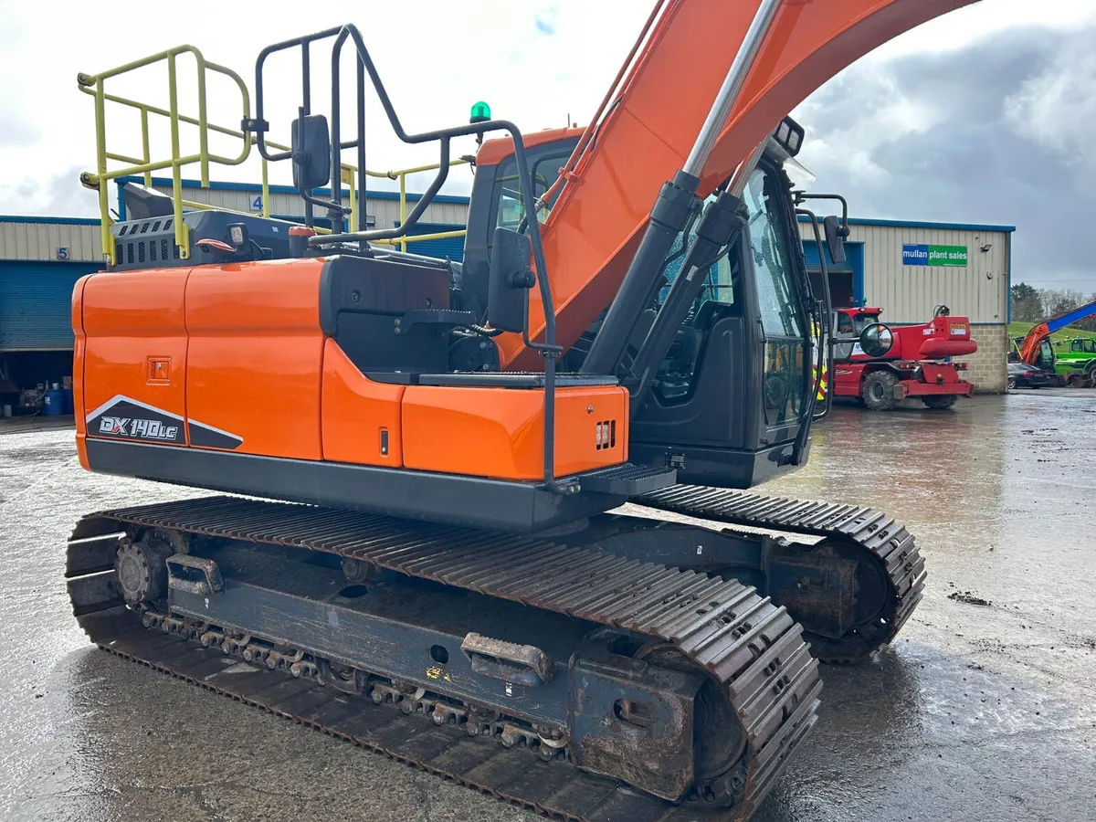 2022 Doosan DX140 LC-7 ( New Model ) - MULLANS - Image 4