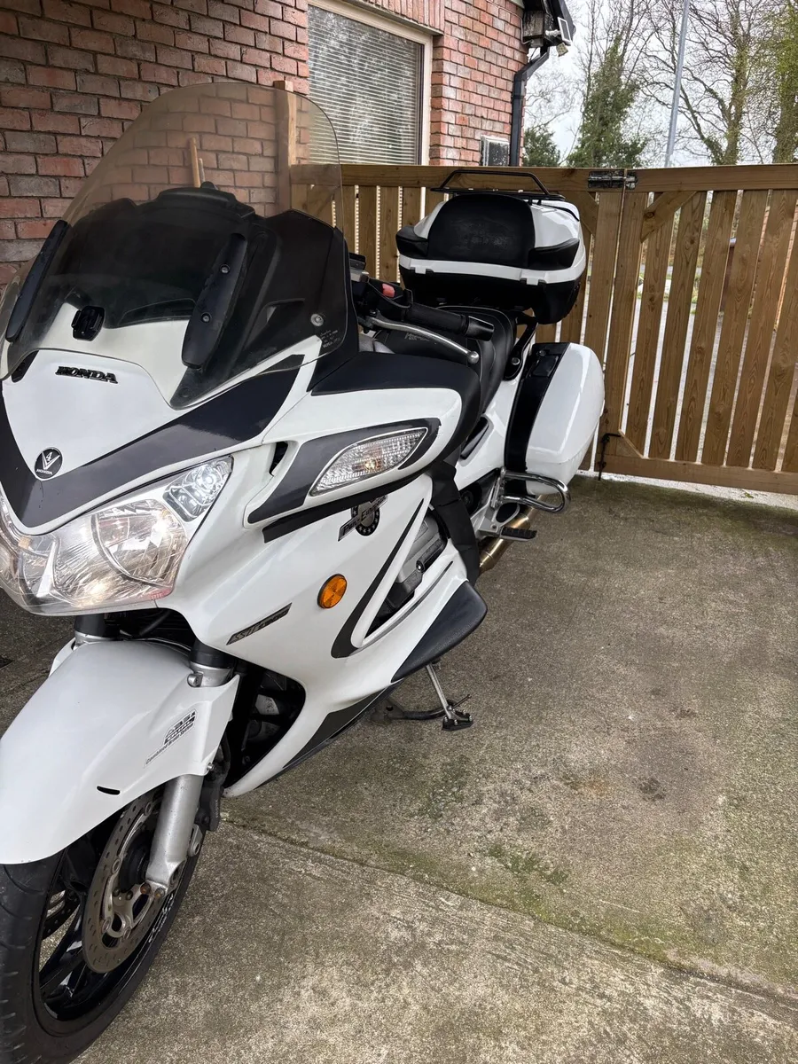 Honda Pan European ST1300 - Image 3