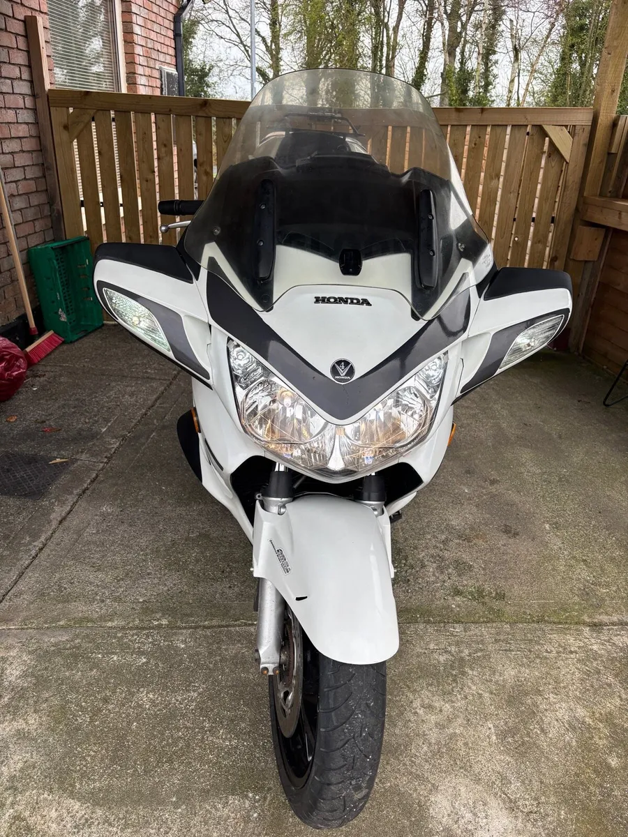 Honda Pan European ST1300 - Image 2