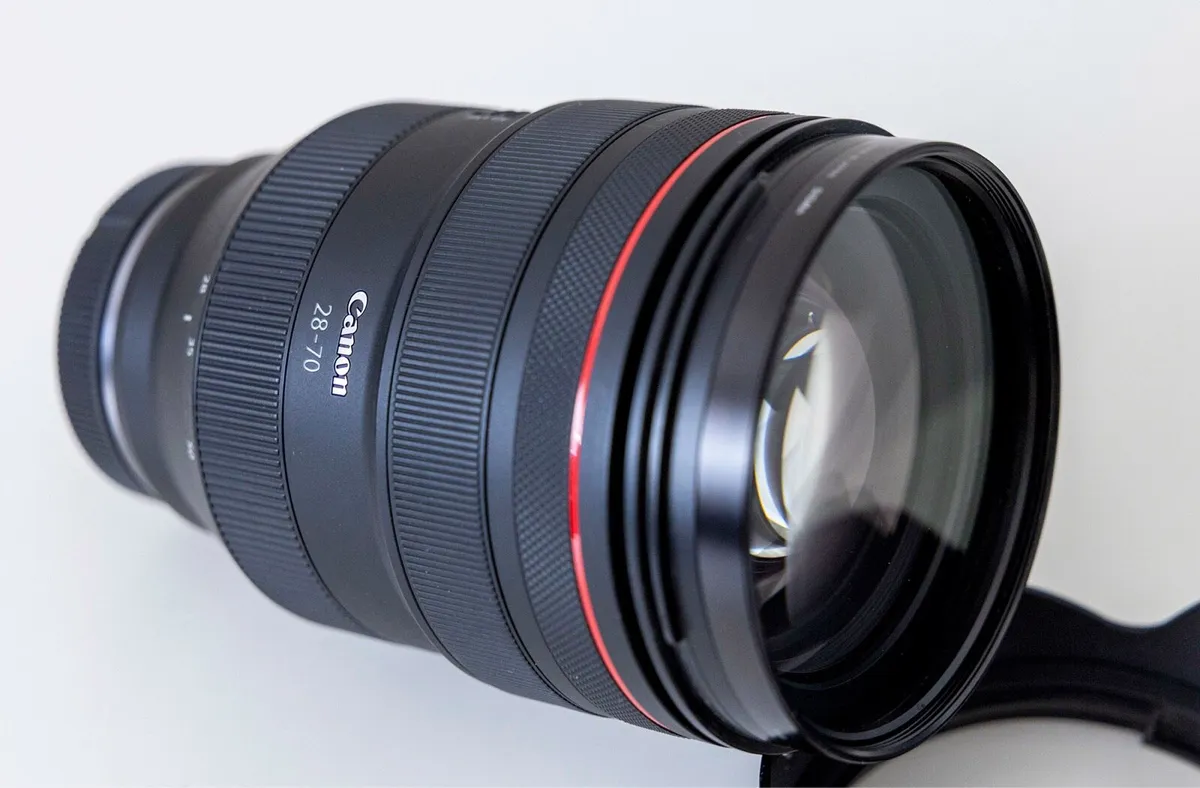 Canon RF 28-70mm f/2L USM - Image 4
