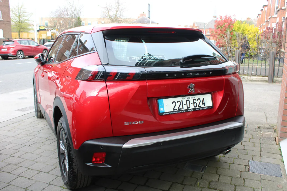 Peugeot 2008 2022 1.5D COMMERCIAL CAR/VAN - Image 4