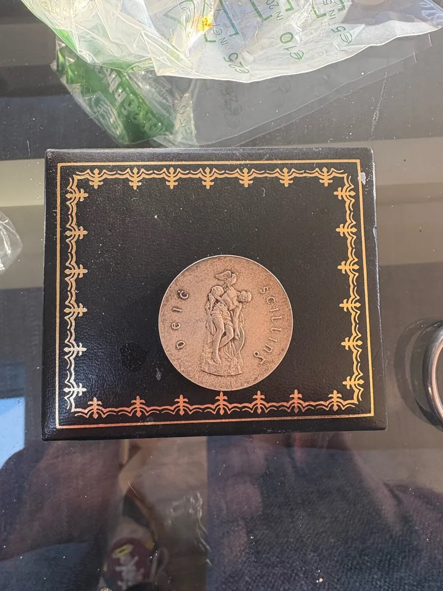 Antique Irish and English coins - Image 2