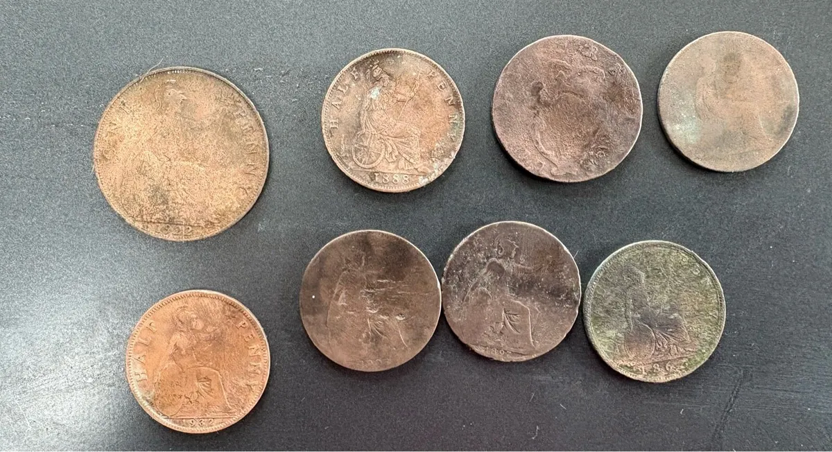 Antique Irish and English coins - Image 4