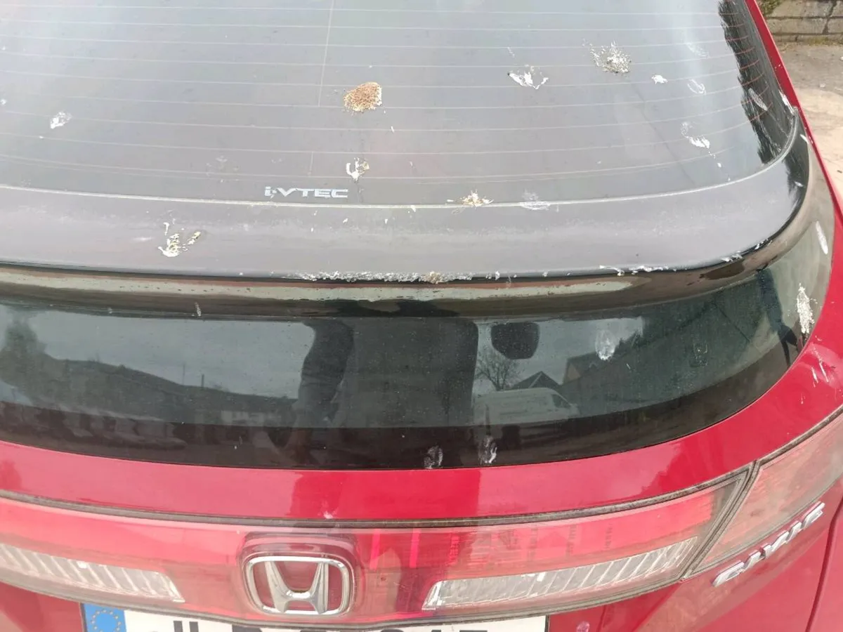 Honda Civic FK1 for breaking - Image 1