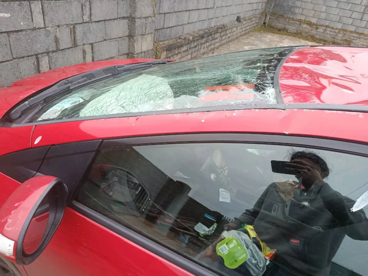 Honda Civic FK1 for breaking - Image 4