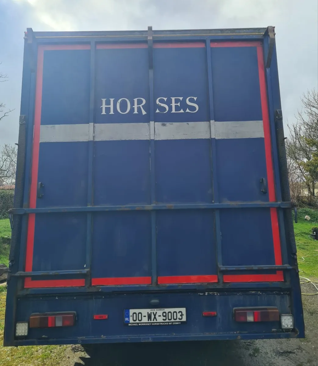 Horse lorry - Image 3
